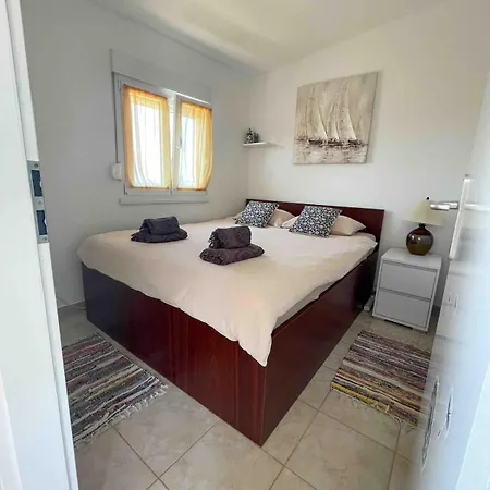 Zola, With Private Pool Holiday home *