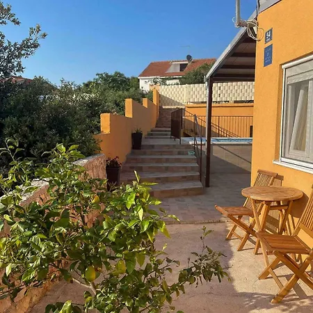 Zola, With Private Pool Sevid