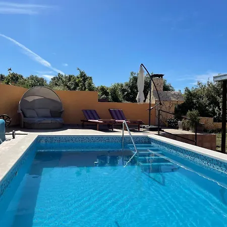Holiday home Zola, With Private Pool Sevid