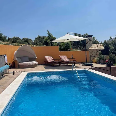 Zola, With Private Pool * Sevid